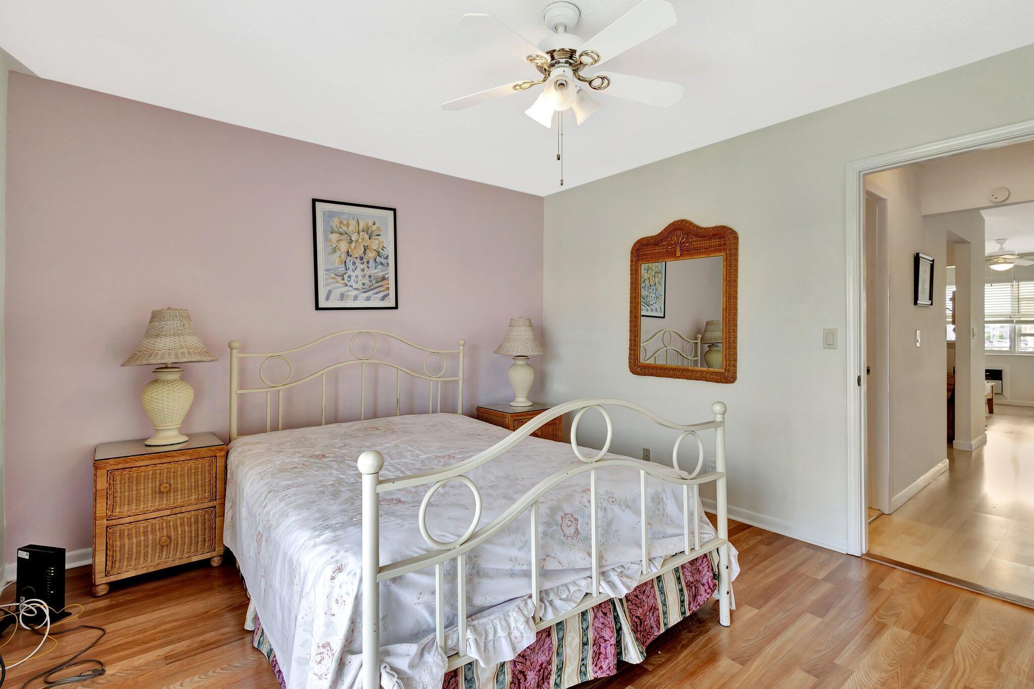 STERLING VILLAGE 320 CONDO - Residential