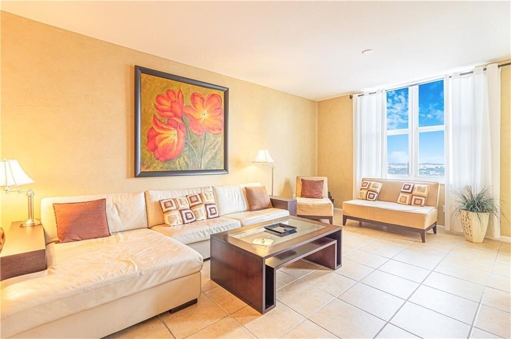 NURIVER LANDING CONDO - Residential Lease