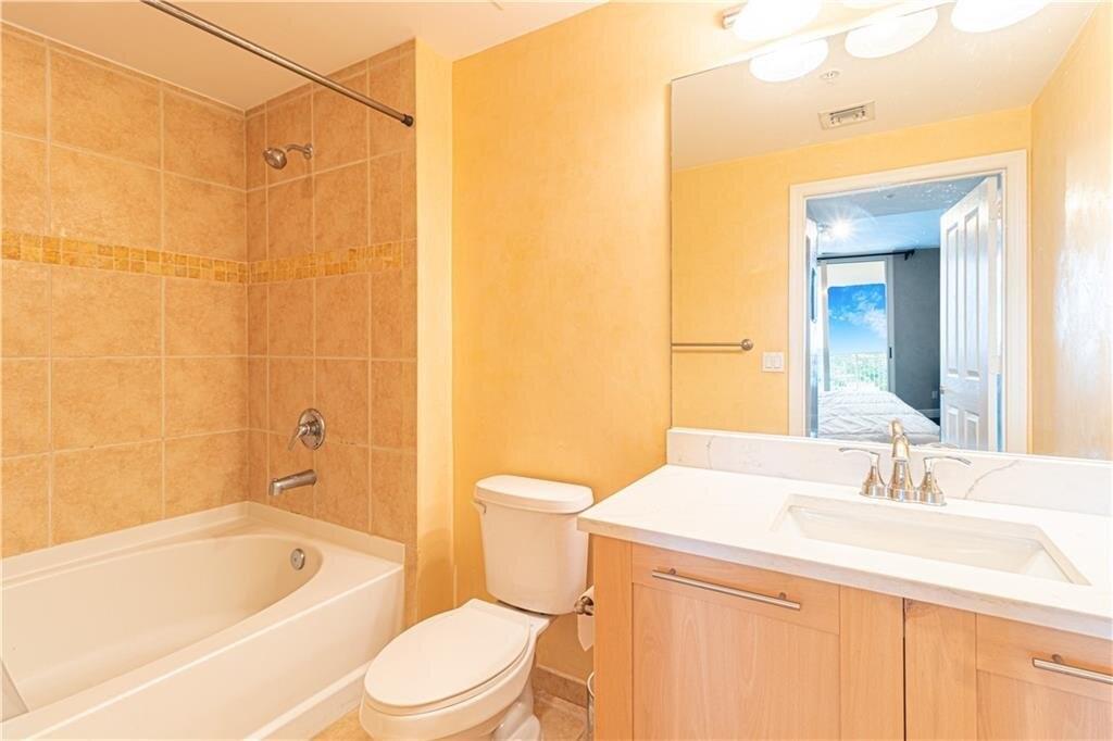 NURIVER LANDING CONDO - Residential Lease