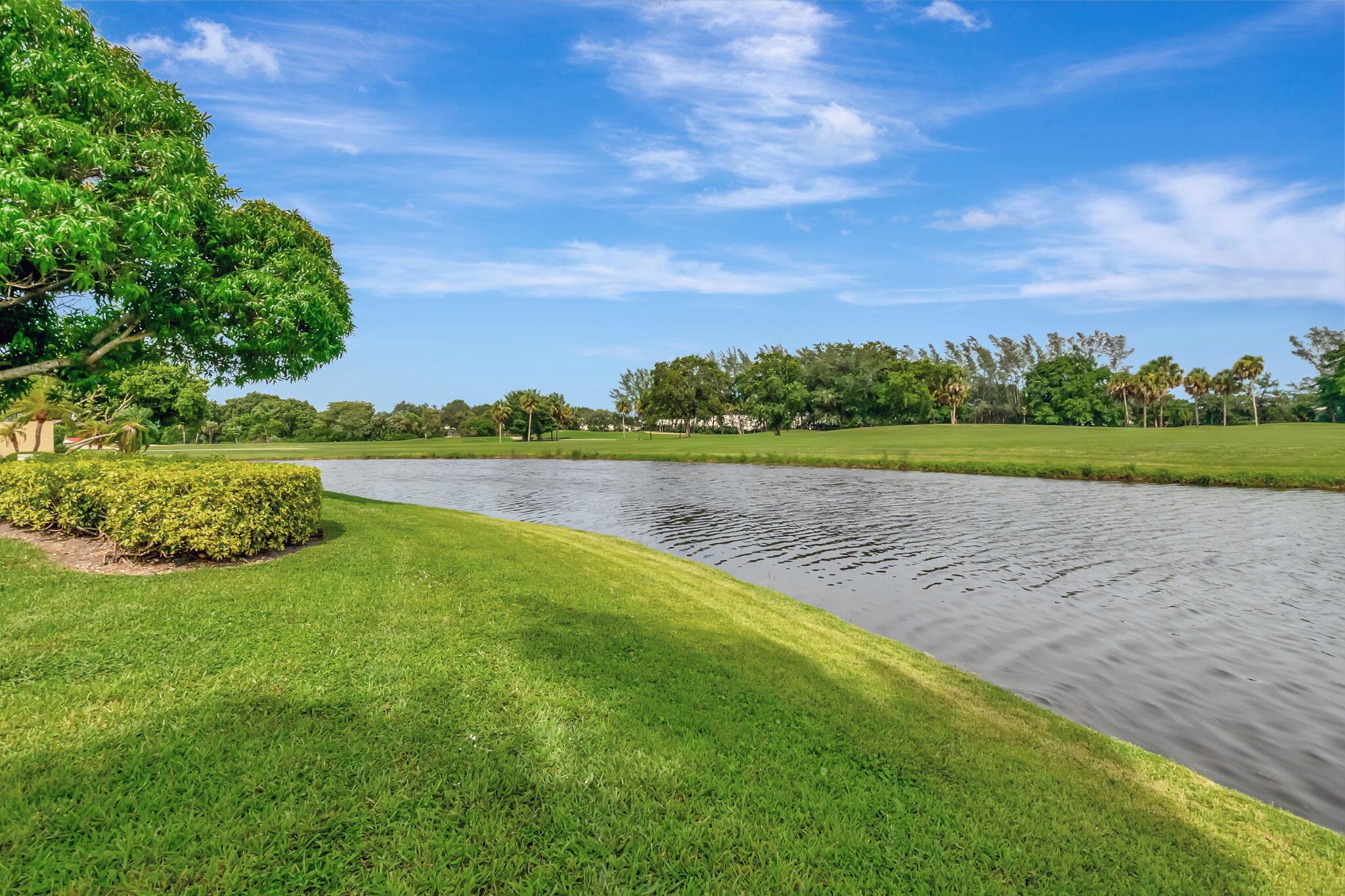 BOCA GREENS - Residential