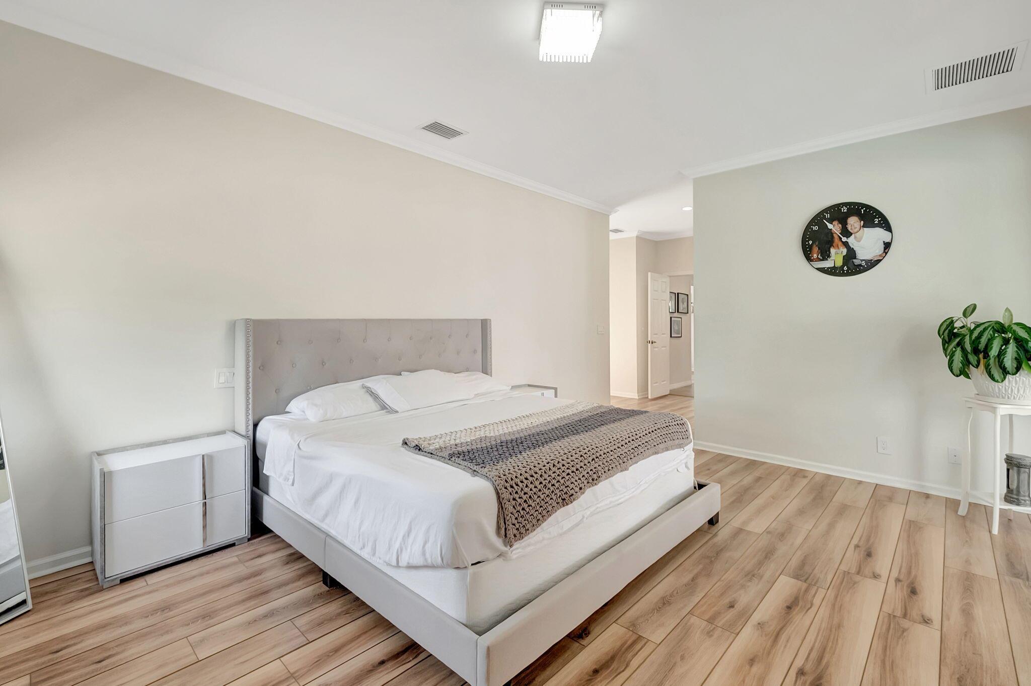 BOCA GREENS - Residential