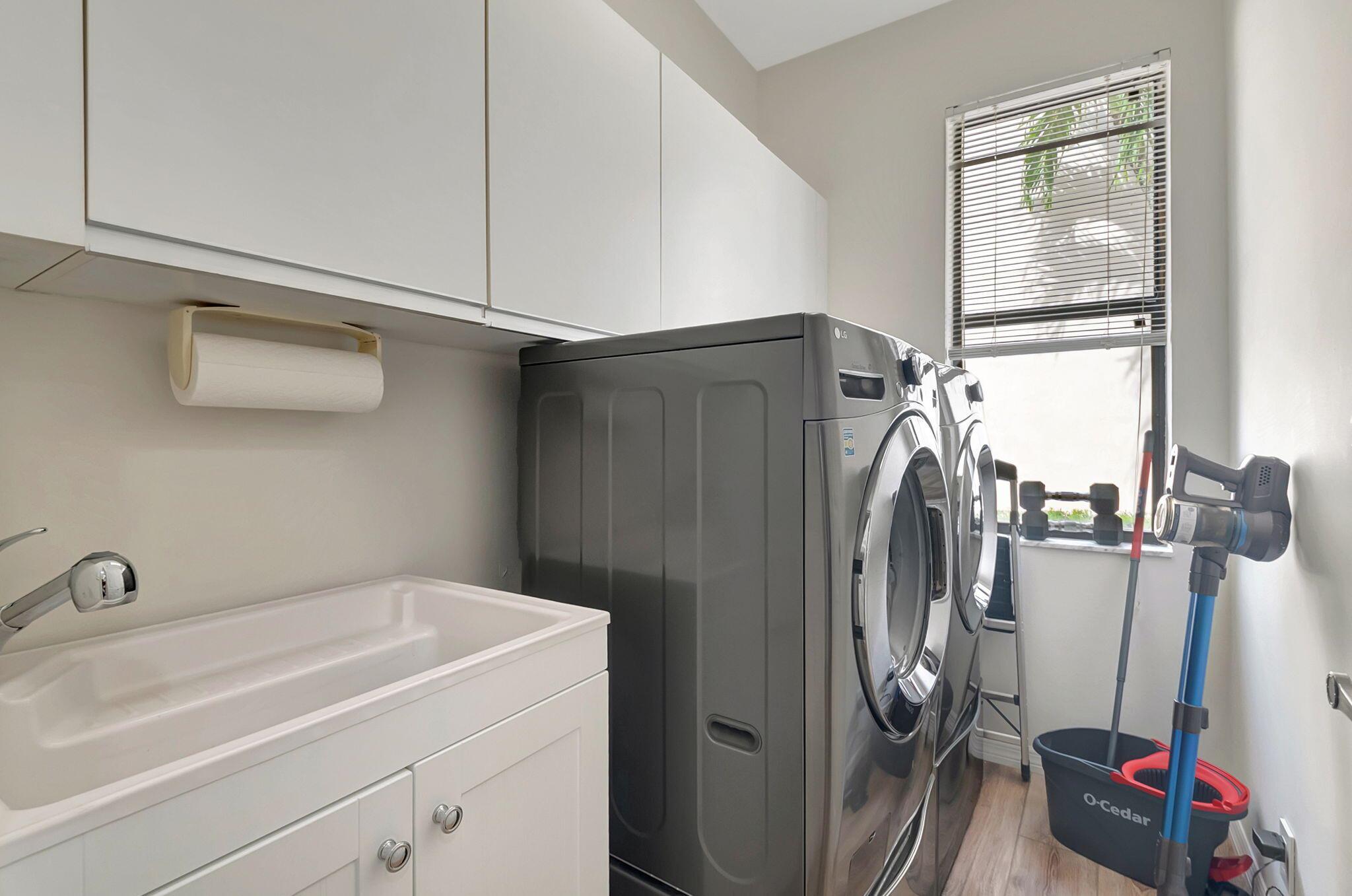 BOCA GREENS - Residential