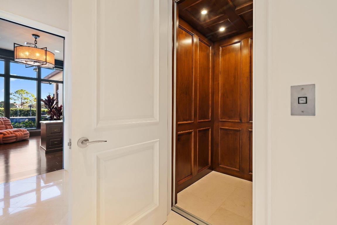 OLD PALM - Residential