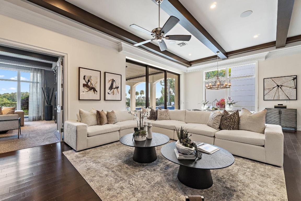 OLD PALM - Residential