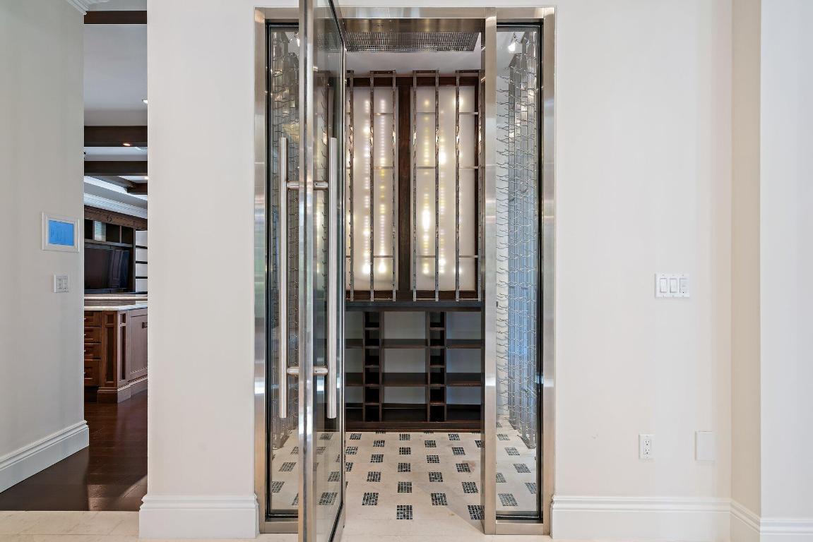 OLD PALM - Residential