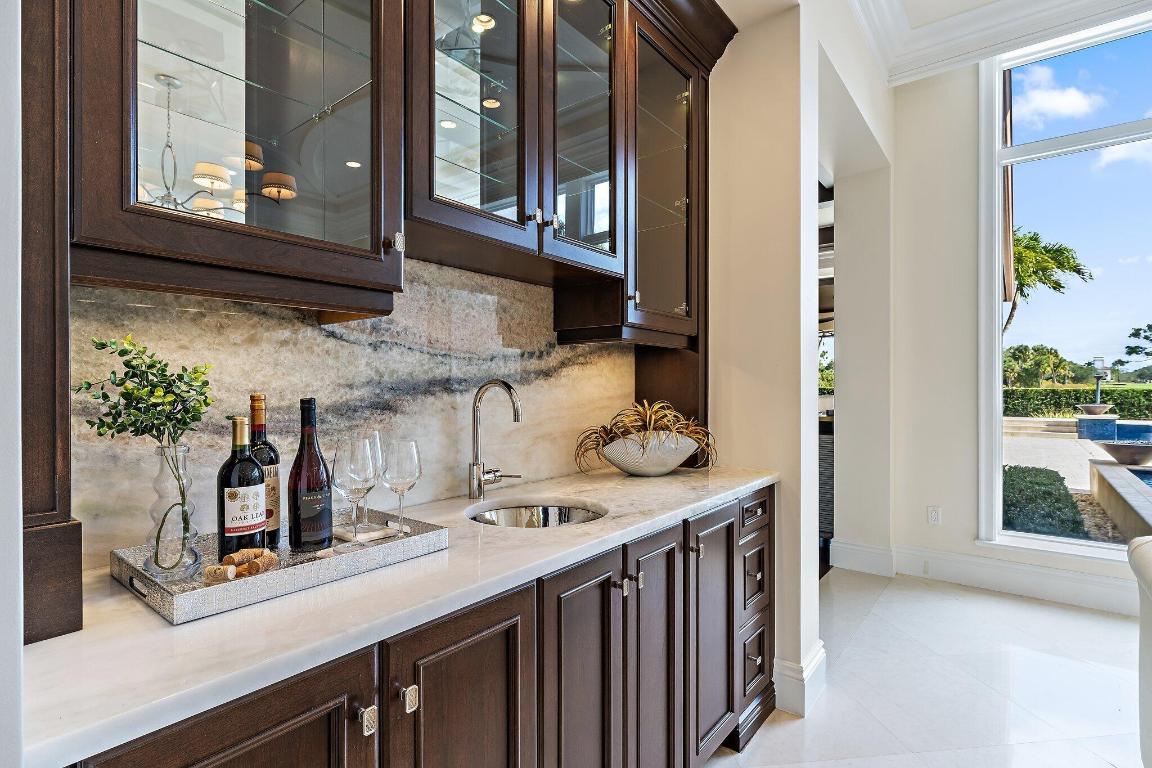 OLD PALM - Residential