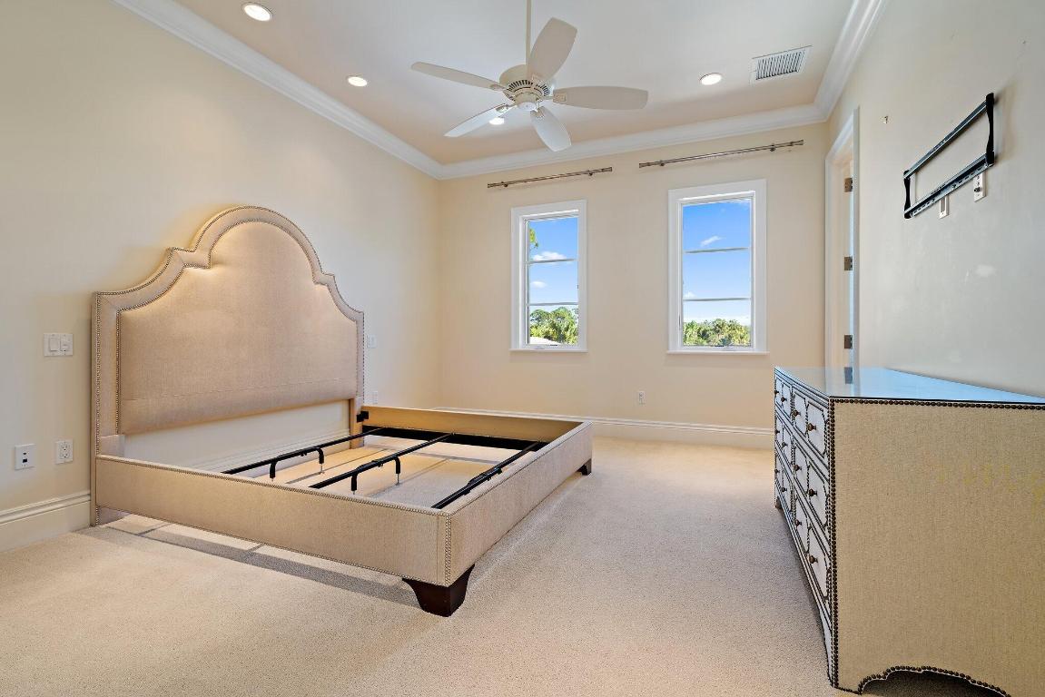 OLD PALM - Residential