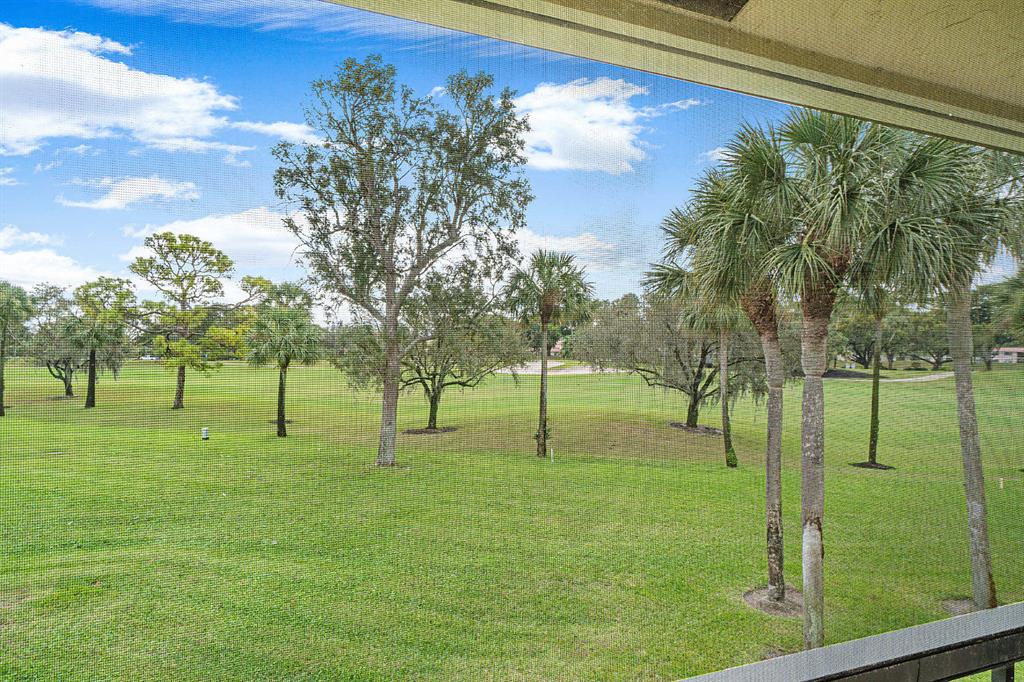 EASTGATE AT HUNTERS RUN CONDO - Residential