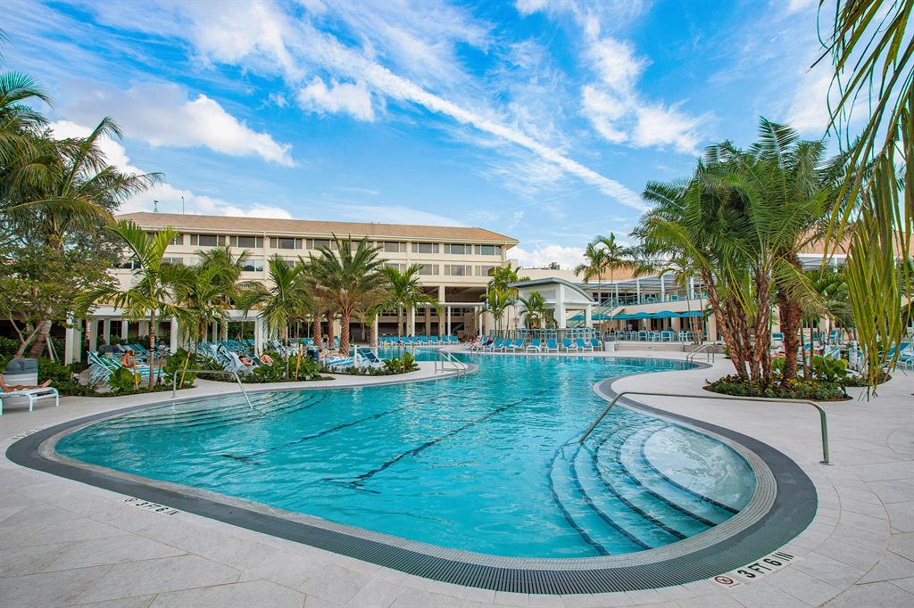 EASTGATE AT HUNTERS RUN CONDO - Residential