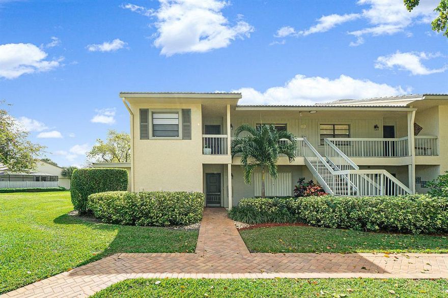 Sunny, open & airy updated 2 BR / 2 bath upstairs corner Eastgate condo.  Vaulted ceilings & skylight; panoramic golf views; New Porcelain tile in living areas &  engineered hardwood in BRs. All new LED dim-able high-hats, tank-less  hot water heater. All new custom blinds thruout. All popcorn removed from ceilings. Built in closet systems and the list goes on!.  Stunning, rarely available 1,855 sq ft condo, priced to sell immediately. Come to Hunters Run Country Club where you'll be living the dream. 54 holes of championship golf courses, 20 tennis courts, 4 pickleball courts, newly renovated resort style pool and amenities, hotel, spa, salon, state of the art fitness center, 7 restaurants & more. Mandatory entrance fee of $60,000 in addition to country club dues .