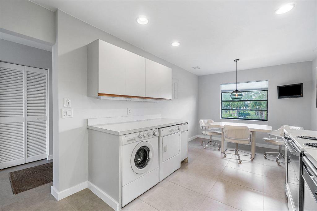 EASTGATE AT HUNTERS RUN CONDO - Residential