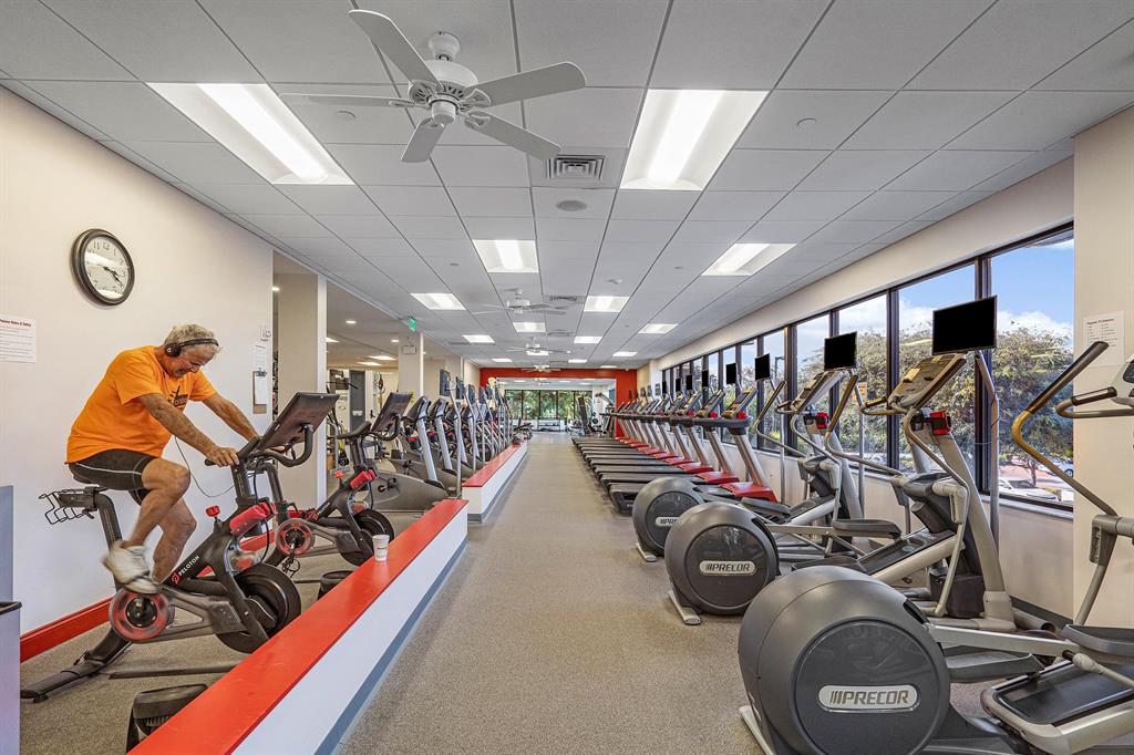 EASTGATE AT HUNTERS RUN CONDO - Residential