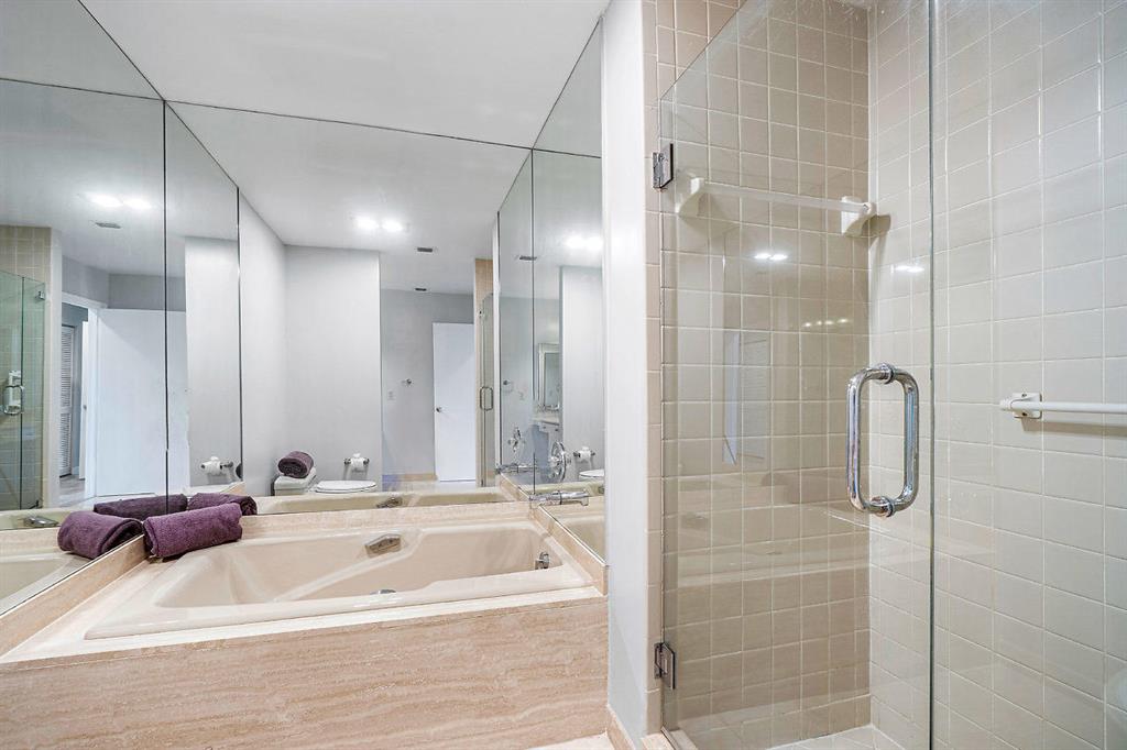 EASTGATE AT HUNTERS RUN CONDO - Residential