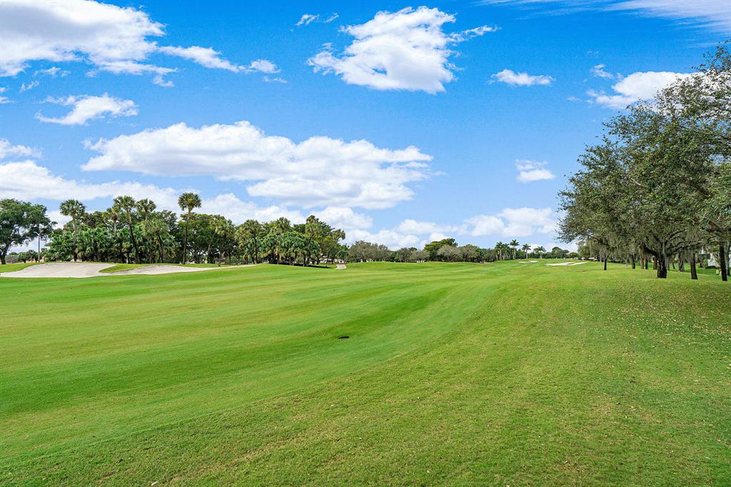 EASTGATE AT HUNTERS RUN CONDO - Residential