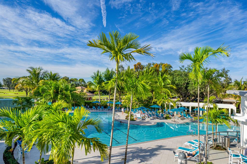 EASTGATE AT HUNTERS RUN CONDO - Residential