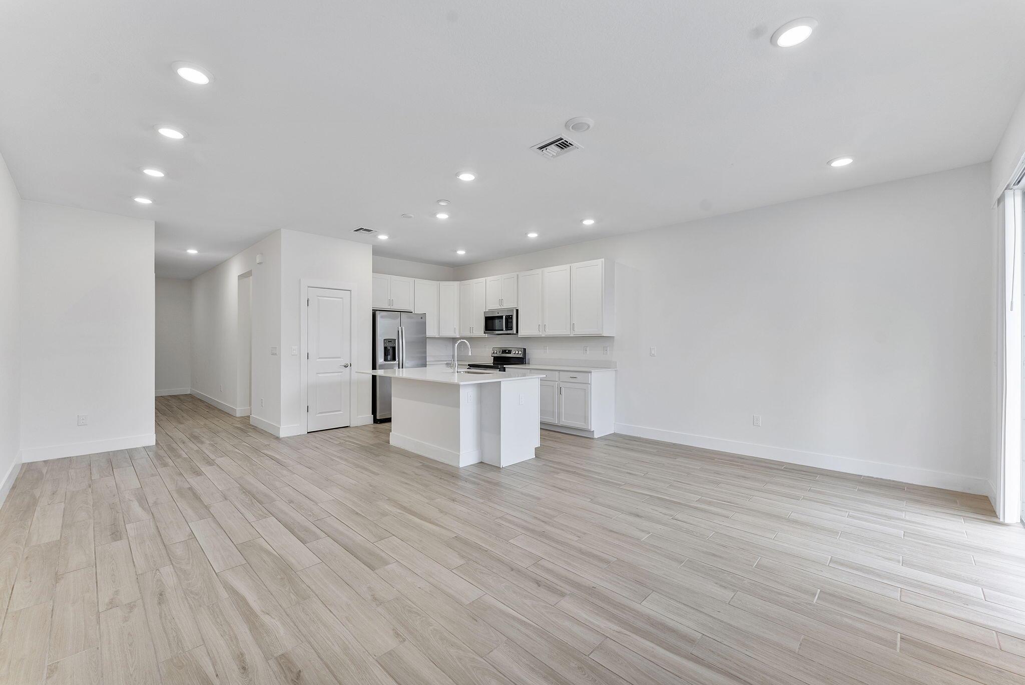 NEW AVONLEA 1ST - Residential