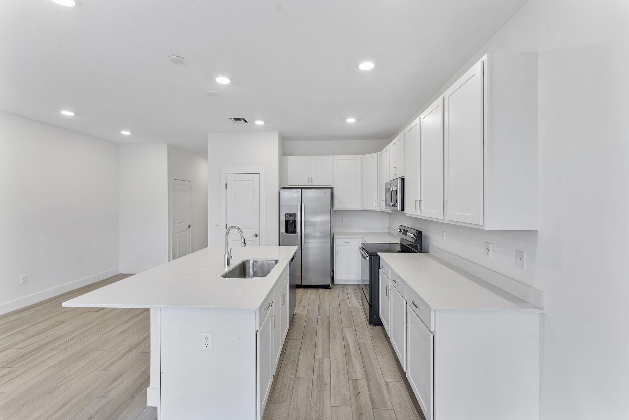 NEW AVONLEA 1ST - Residential