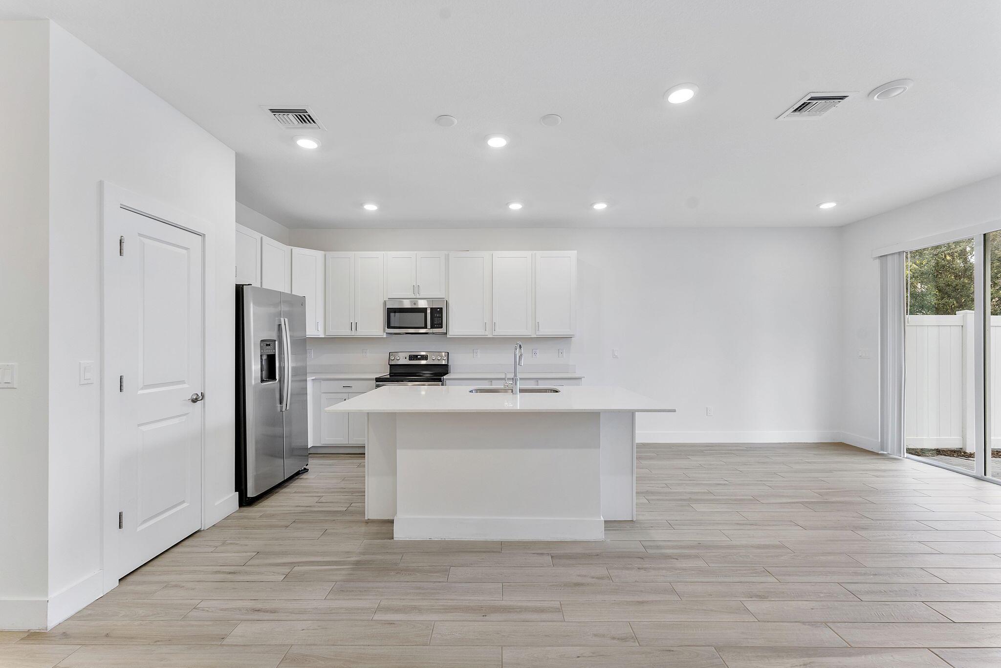 NEW AVONLEA 1ST - Residential