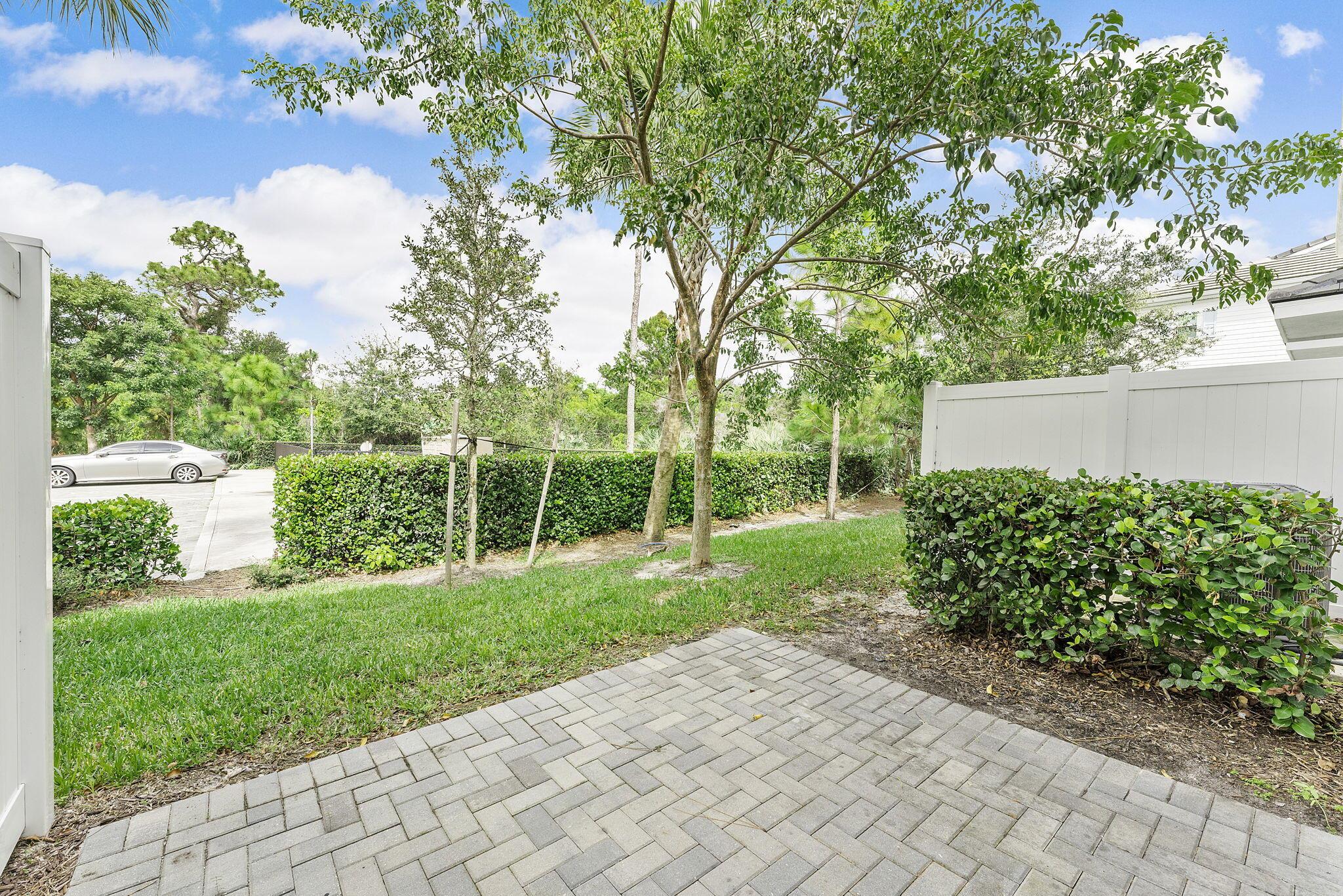 NEW AVONLEA 1ST - Residential