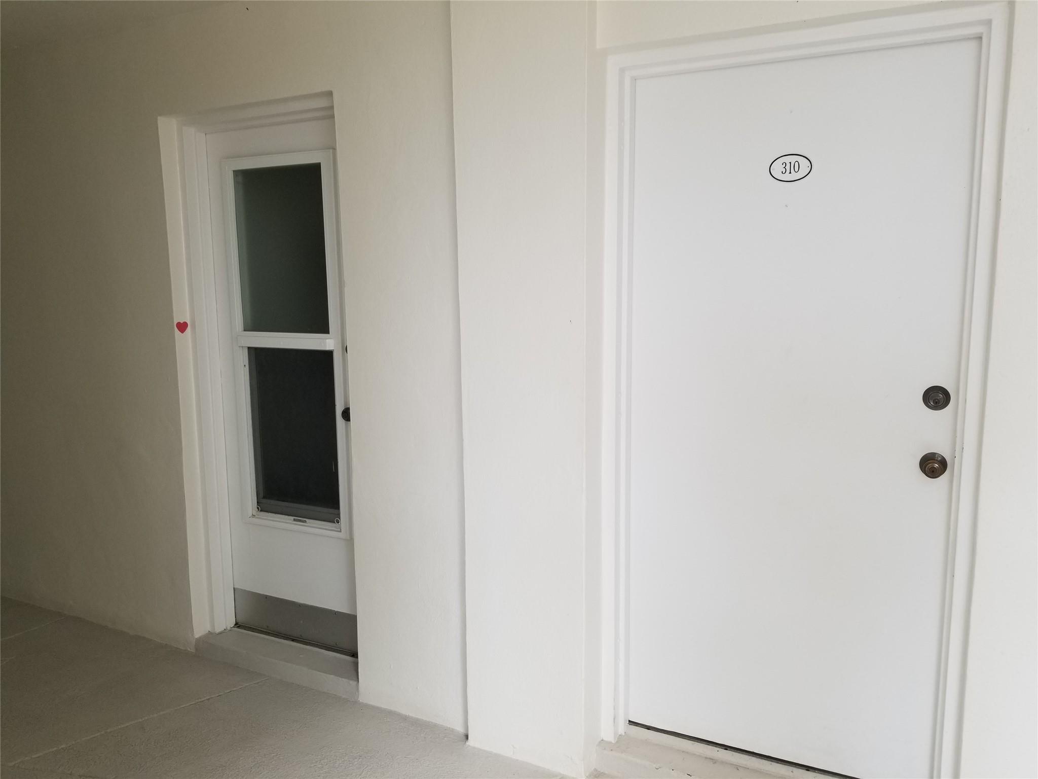 HORIZON HOUSE CONDO - Residential