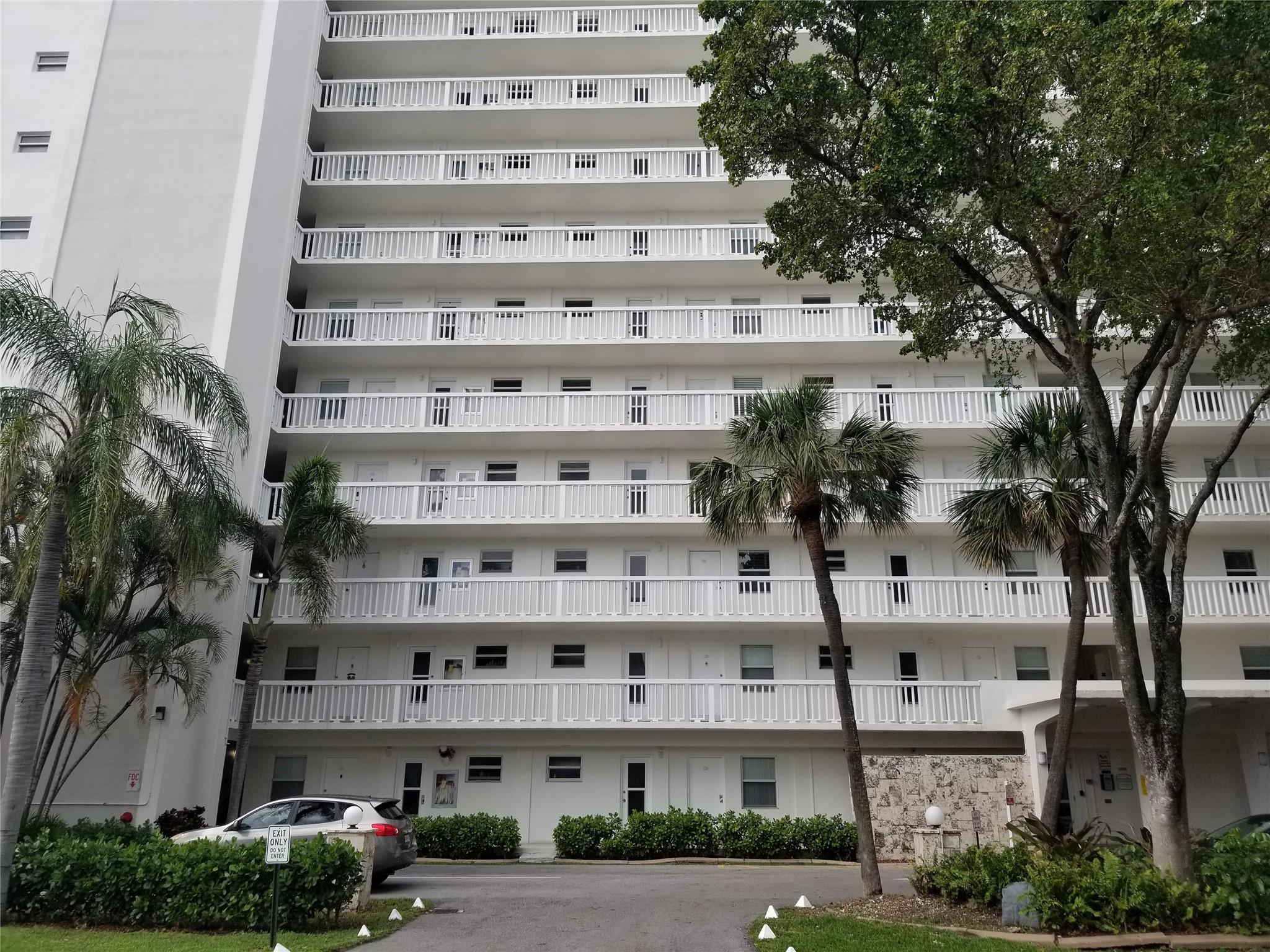 HORIZON HOUSE CONDO - Residential