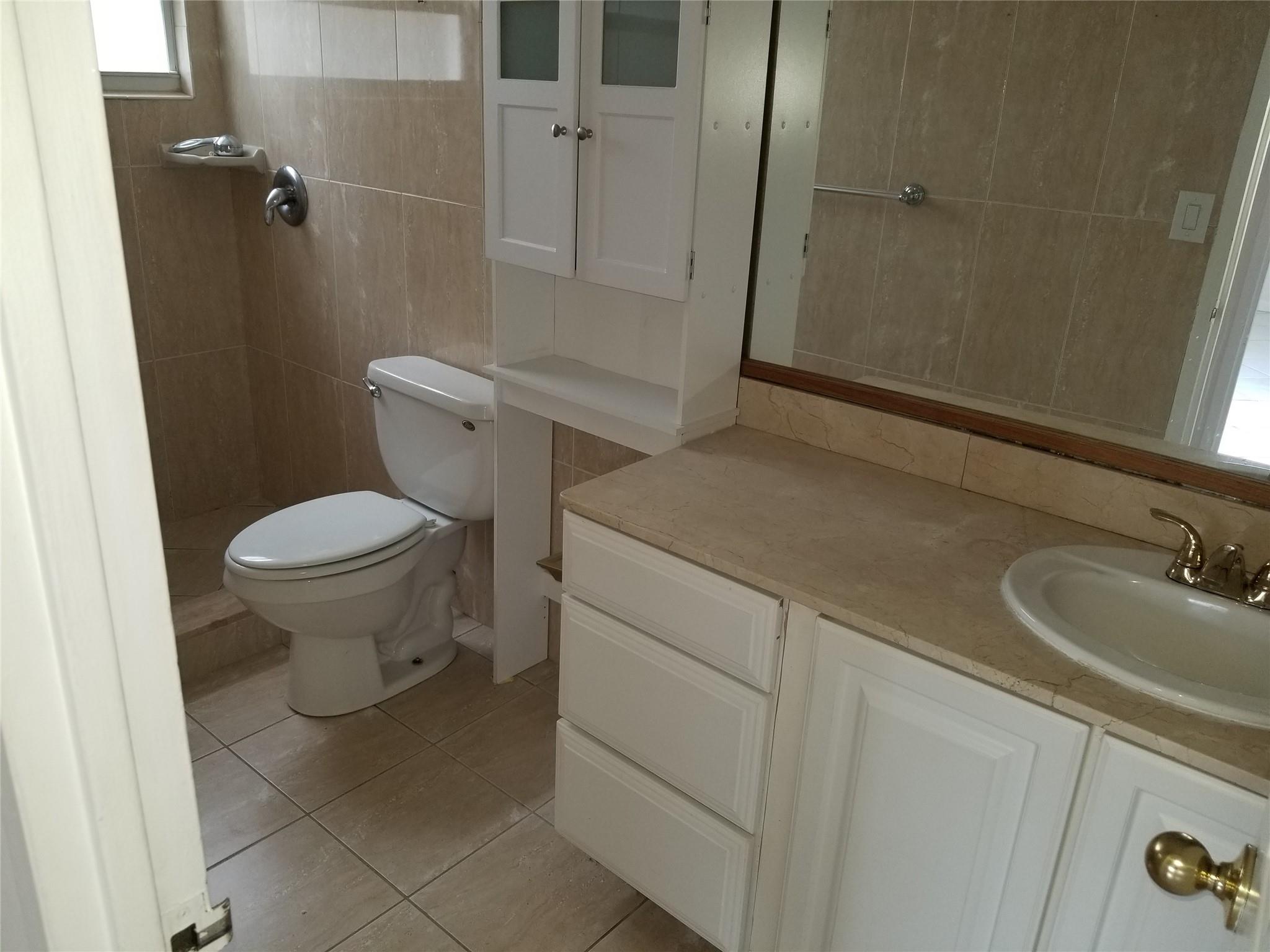 HORIZON HOUSE CONDO - Residential
