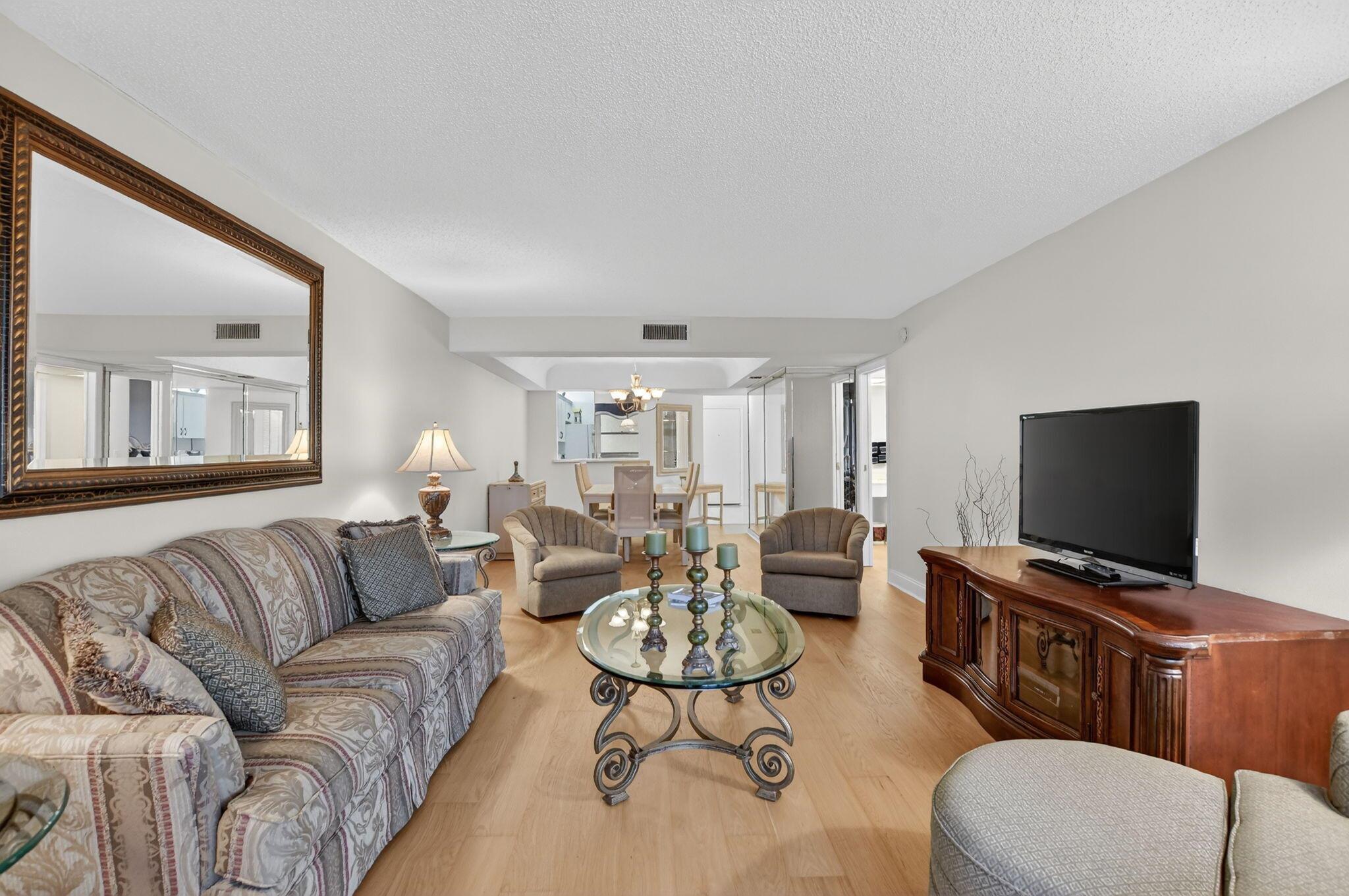 BARWOOD CONDO - Residential