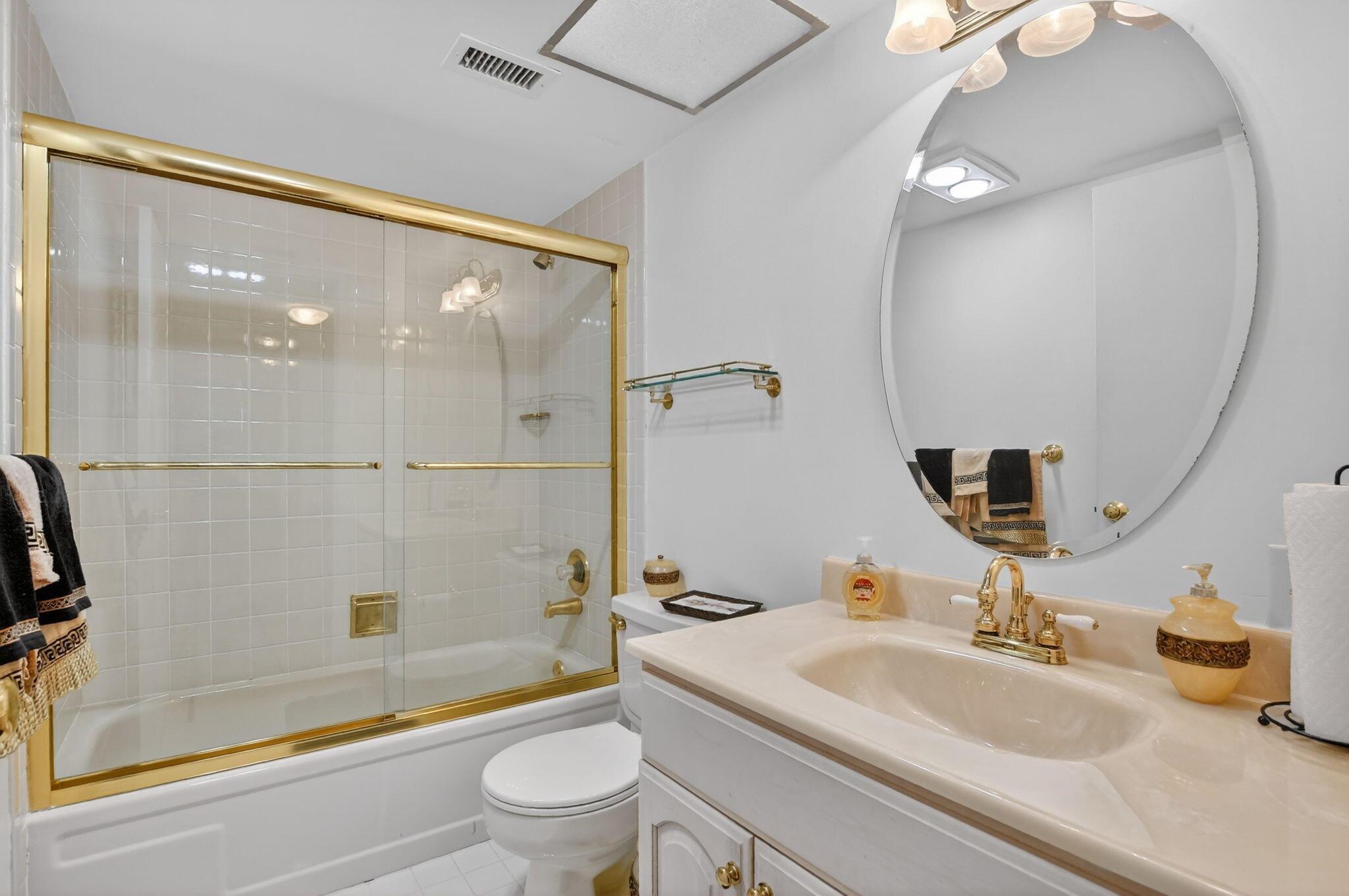 BARWOOD CONDO - Residential