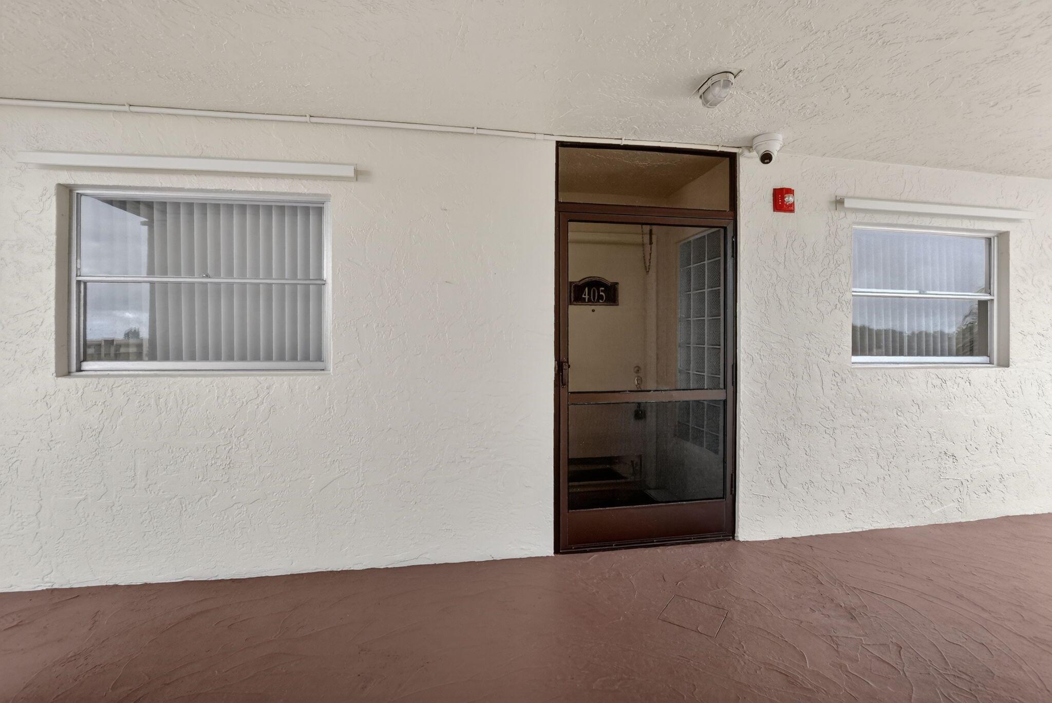 BARWOOD CONDO - Residential