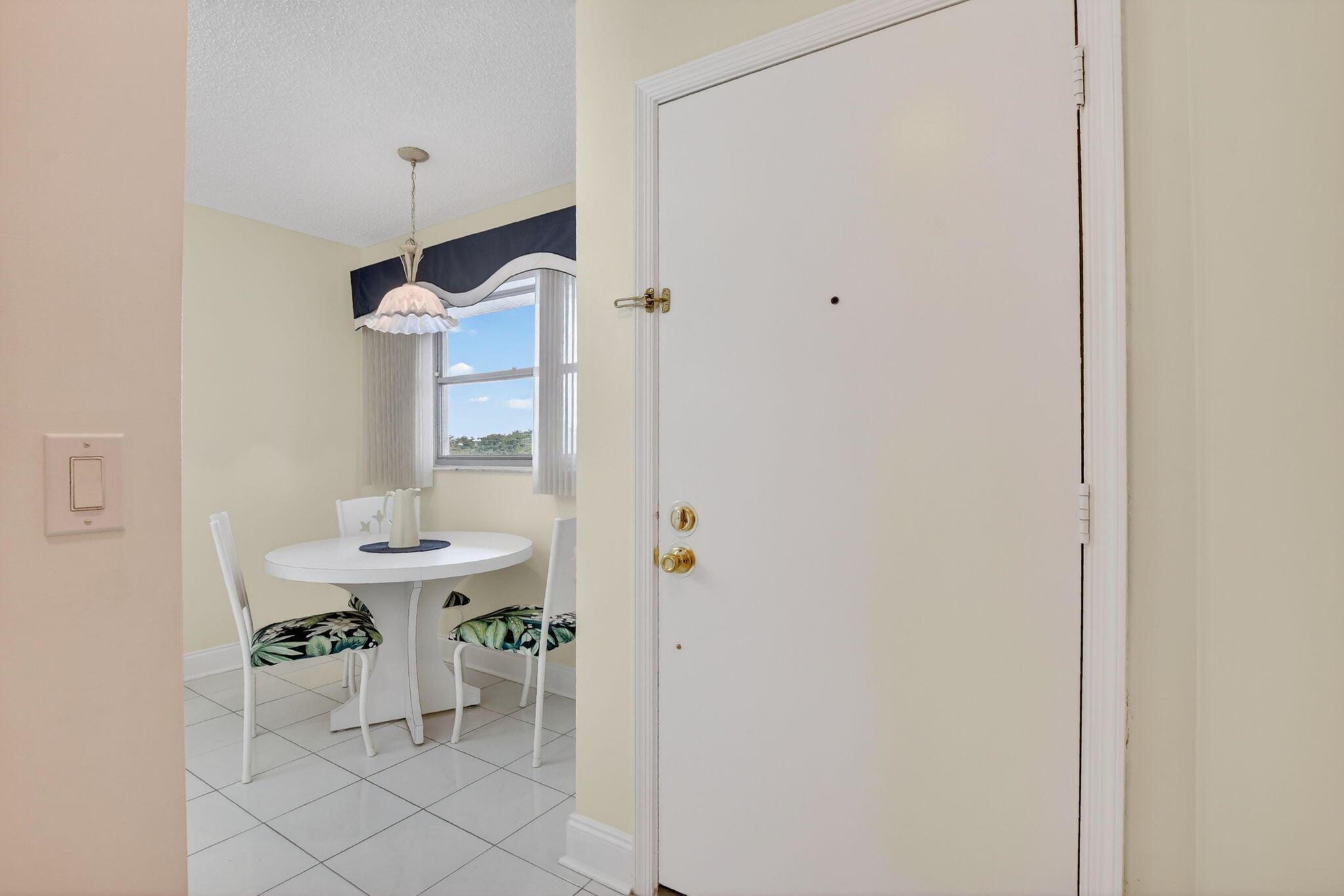 BARWOOD CONDO - Residential