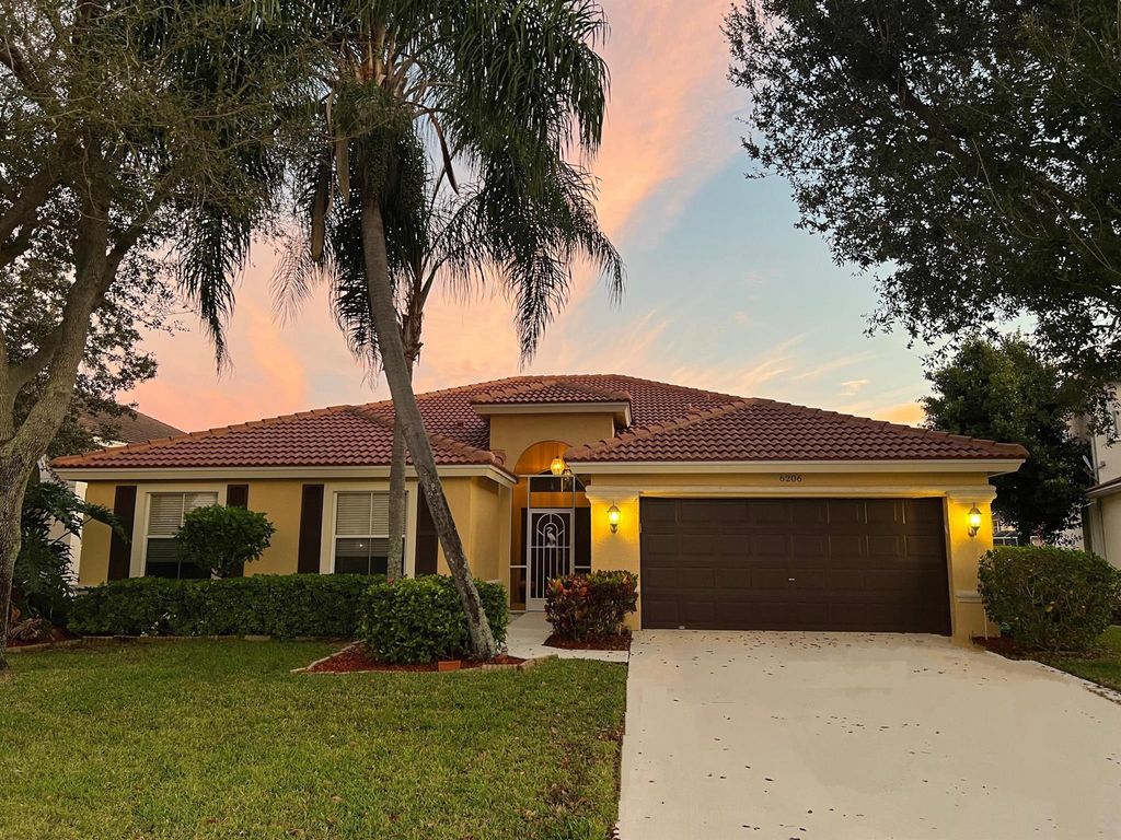 Photo of 6206 Indian Forest Circle, Lake Worth, FL 33463 (MLS # R11145002)