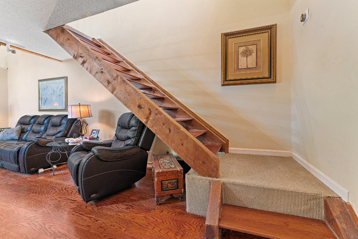 SEA LOFTERS CONDO - Residential Lease