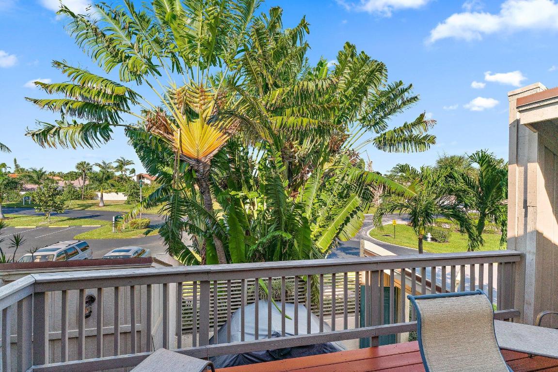 SEA LOFTERS CONDO - Residential Lease