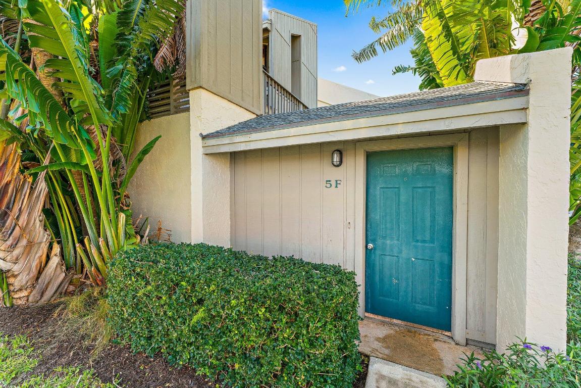 SEA LOFTERS CONDO - Residential Lease