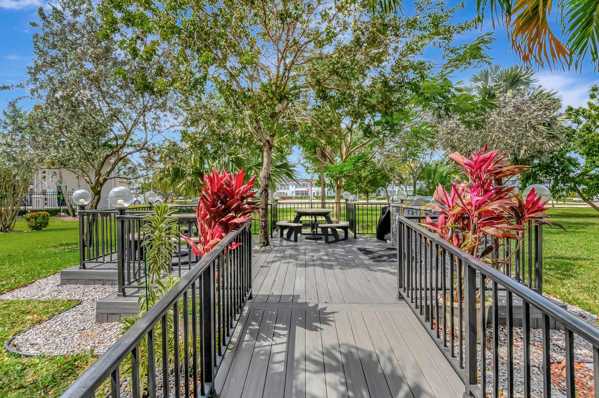 CENTURY VILLAGE EAST RICHMOND F - Residential