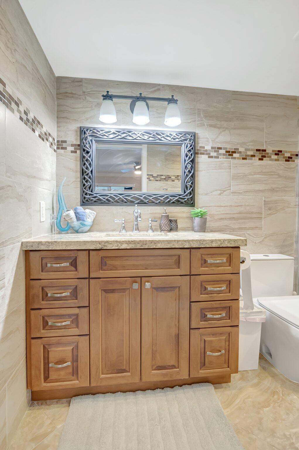 CENTURY VILLAGE EAST RICH - Residential