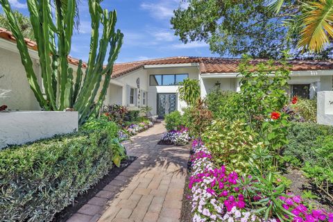 32 Hampshire Lane Boynton Beach FL 33436