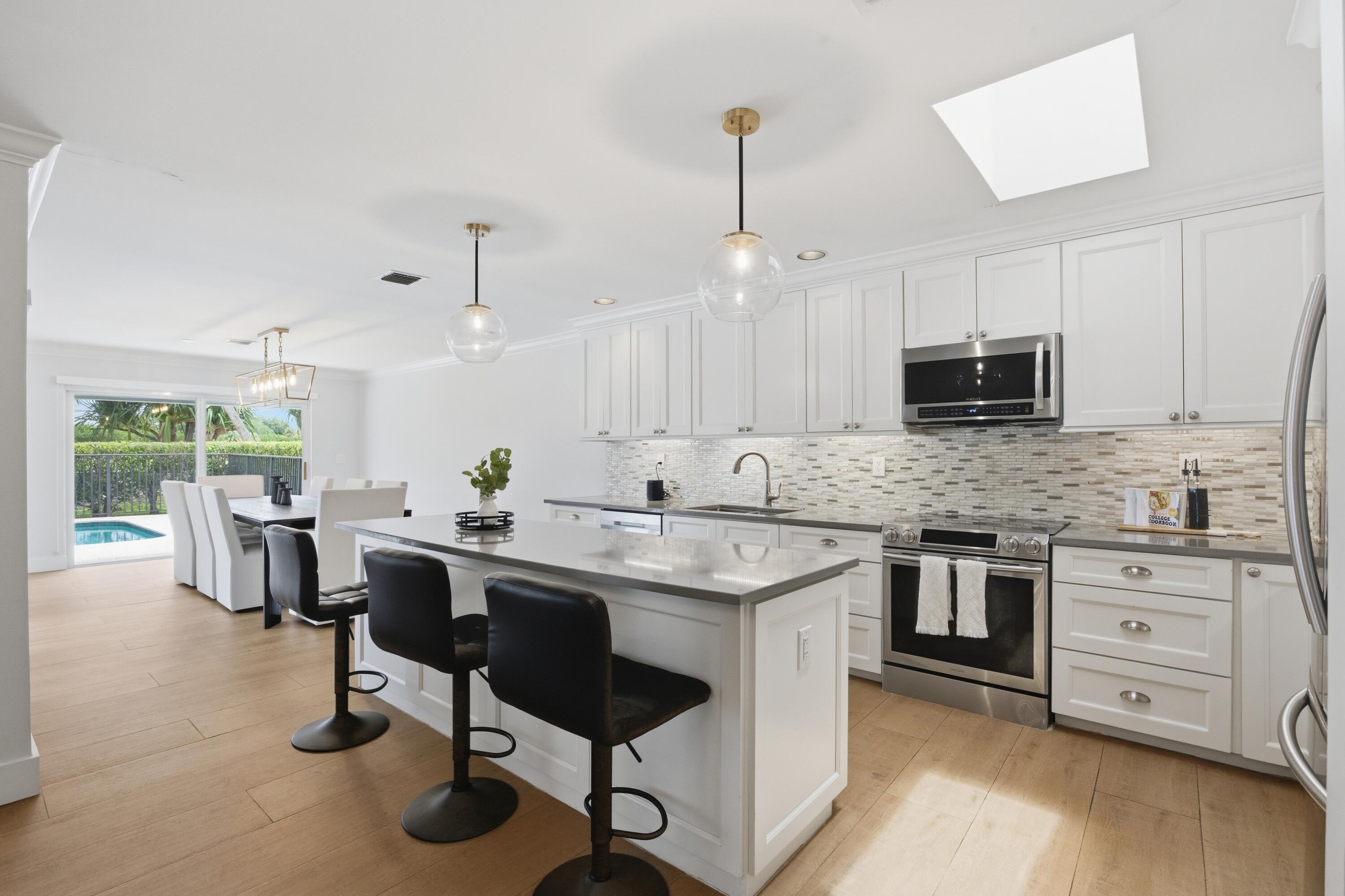 5854 Pinebrook Drive