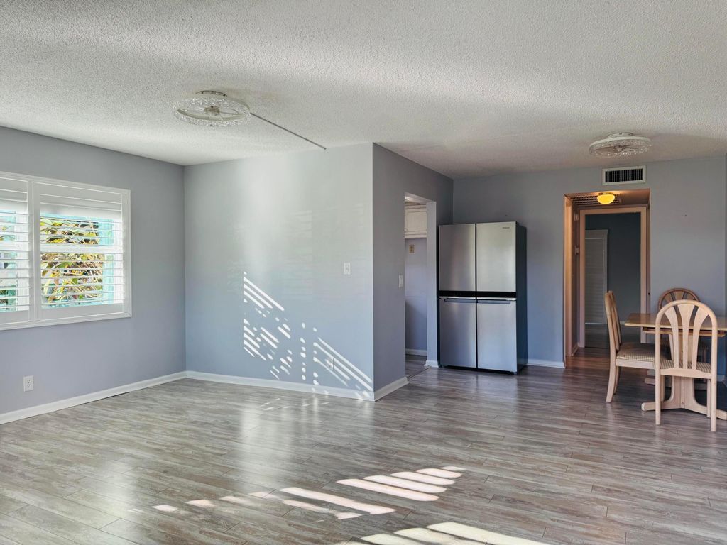 Photo of 338 Windsor O, West Palm Beach, FL 33417 (MLS # R11153381)