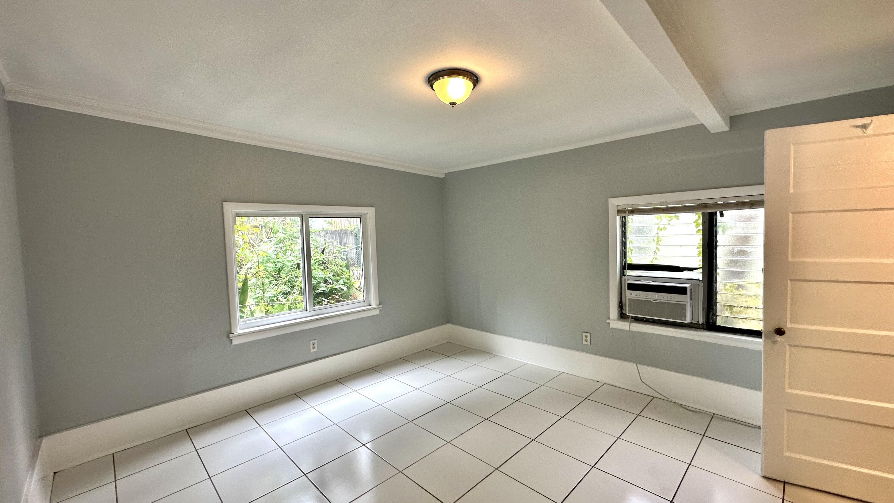 LAKE WORTH TOWN OF - Residential Lease