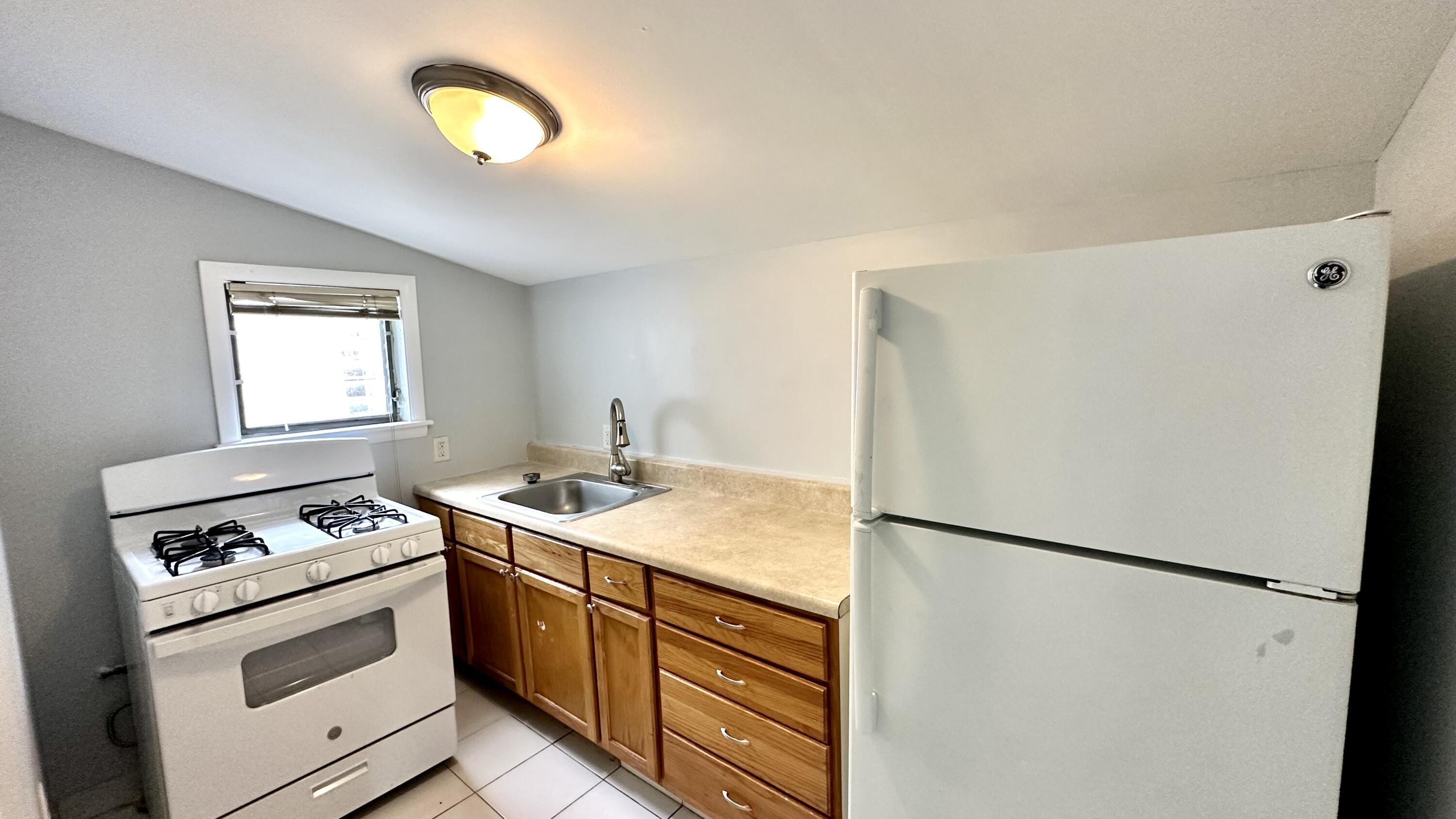 LAKE WORTH TOWN OF - Residential Lease
