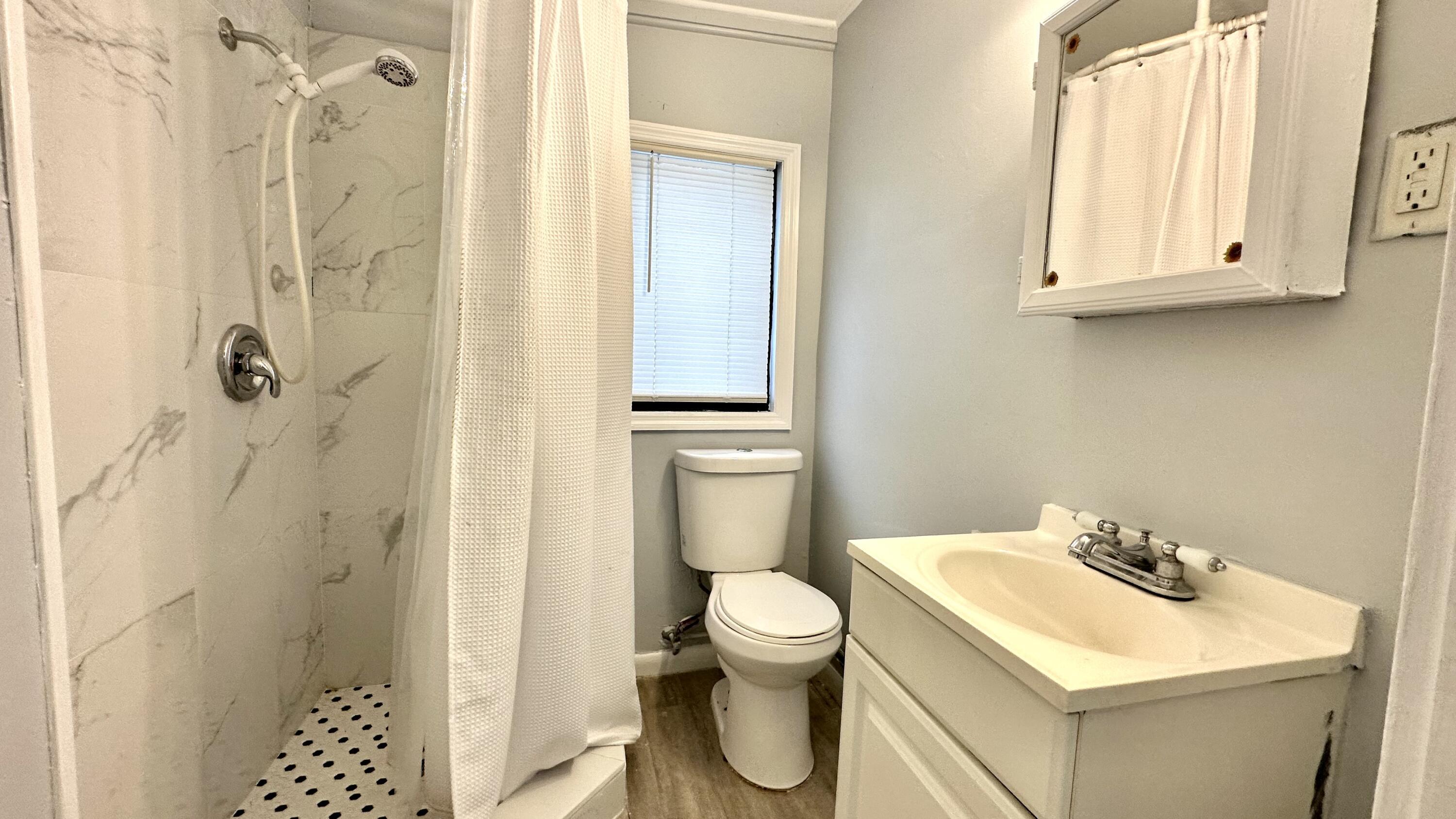 LAKE WORTH TOWN OF - Residential Lease