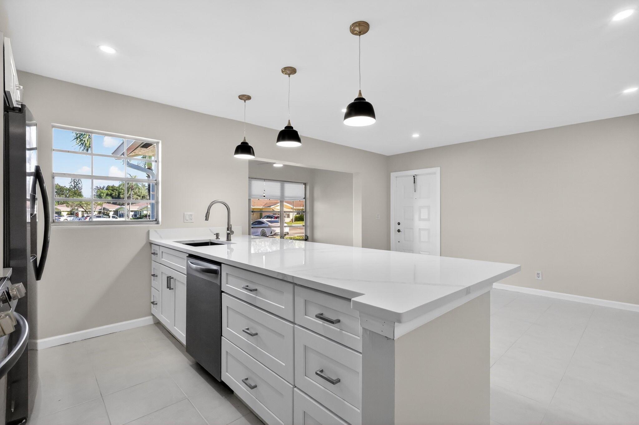 HIGH POINT - Residential