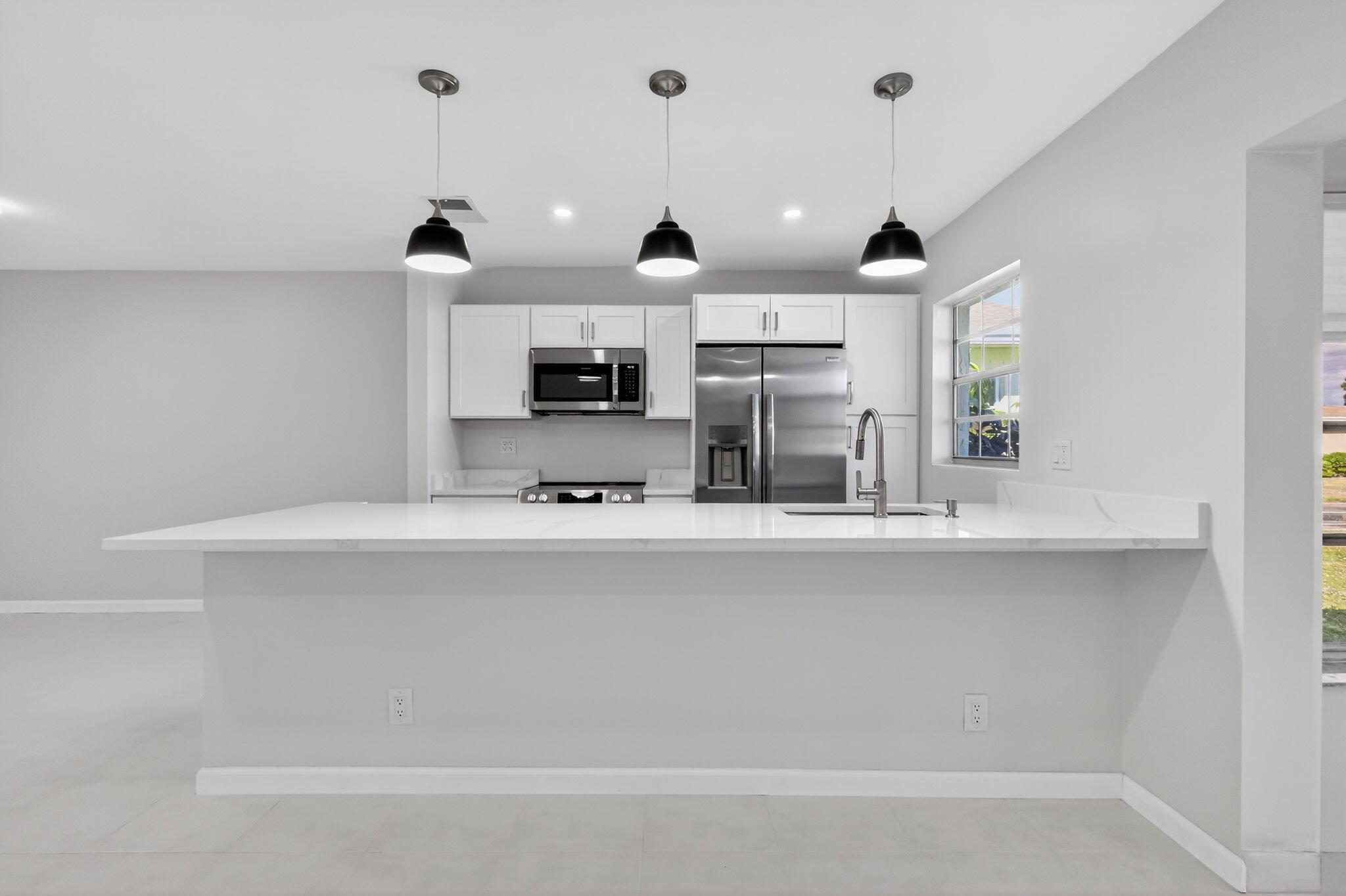 HIGH POINT - Residential