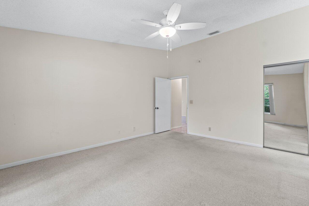 BOCA SPRINGS - Residential
