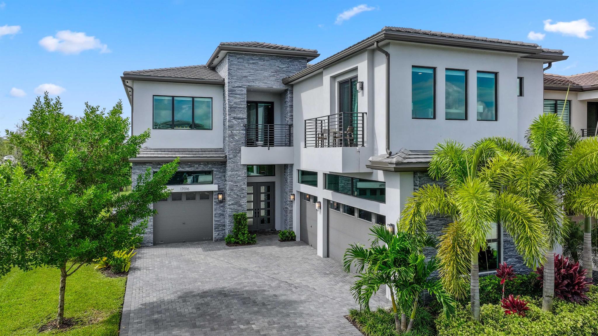 BOCA BRIDGES - Residential