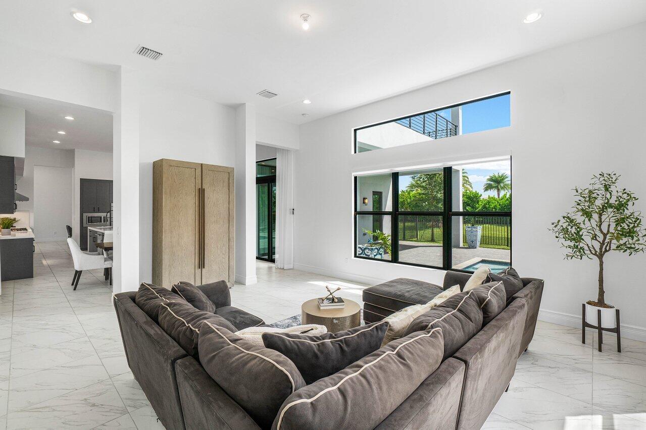 BOCA BRIDGES - Residential