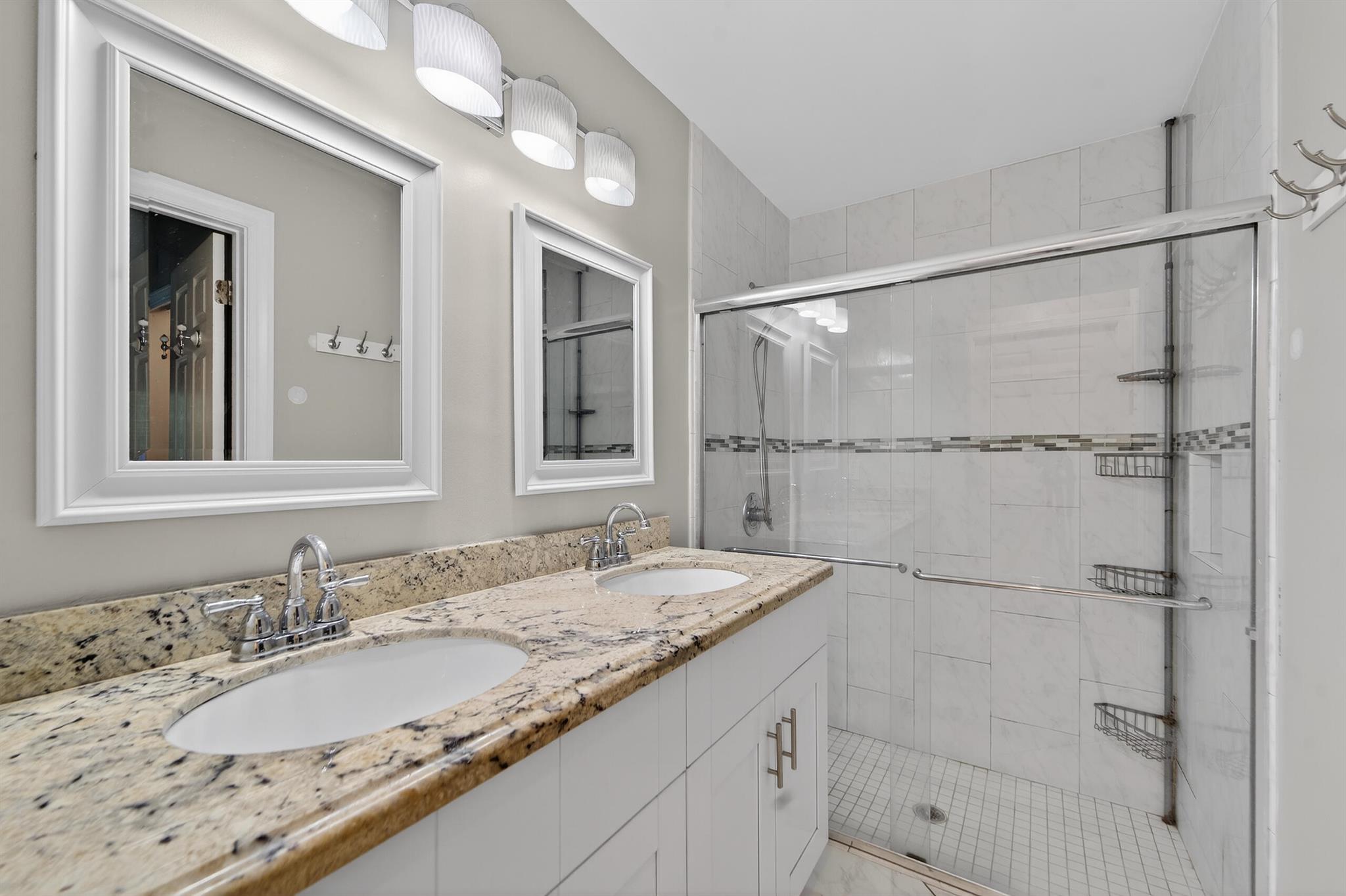 EMERALD FOREST OF WELLING - Residential