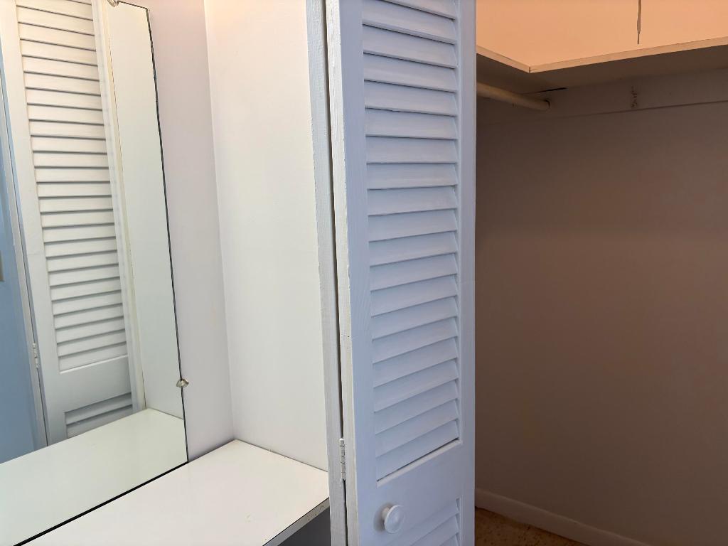 CENTURY VILLAGE/ WALTHAM CONDO - Residential Lease