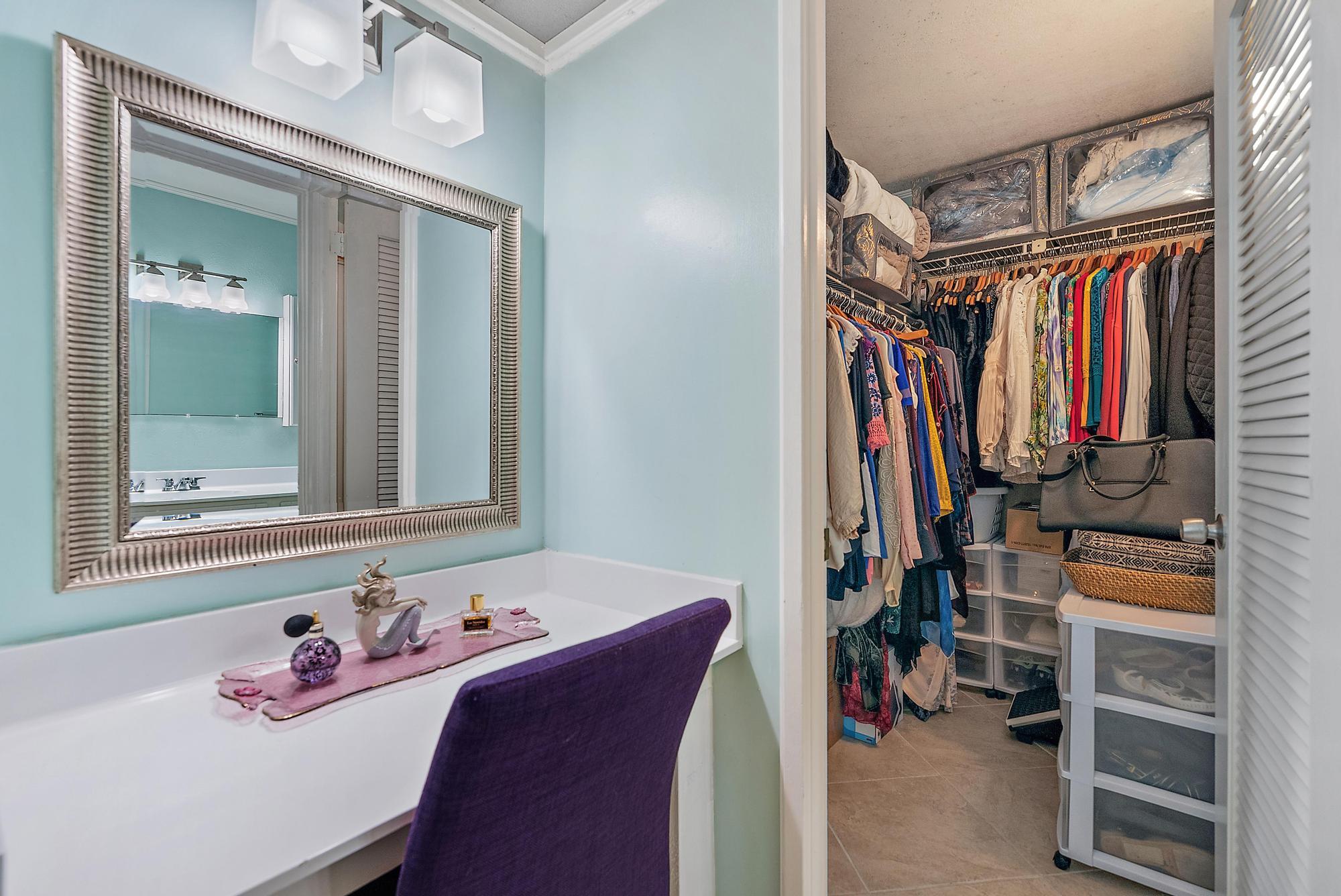 BEACON 21 CONDO - Residential